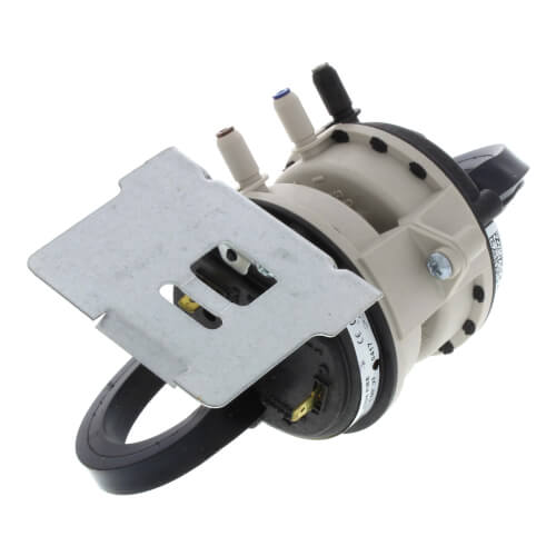 Lennox 14T64 pressure switch - detail view (Product Type: Pressure Switch)