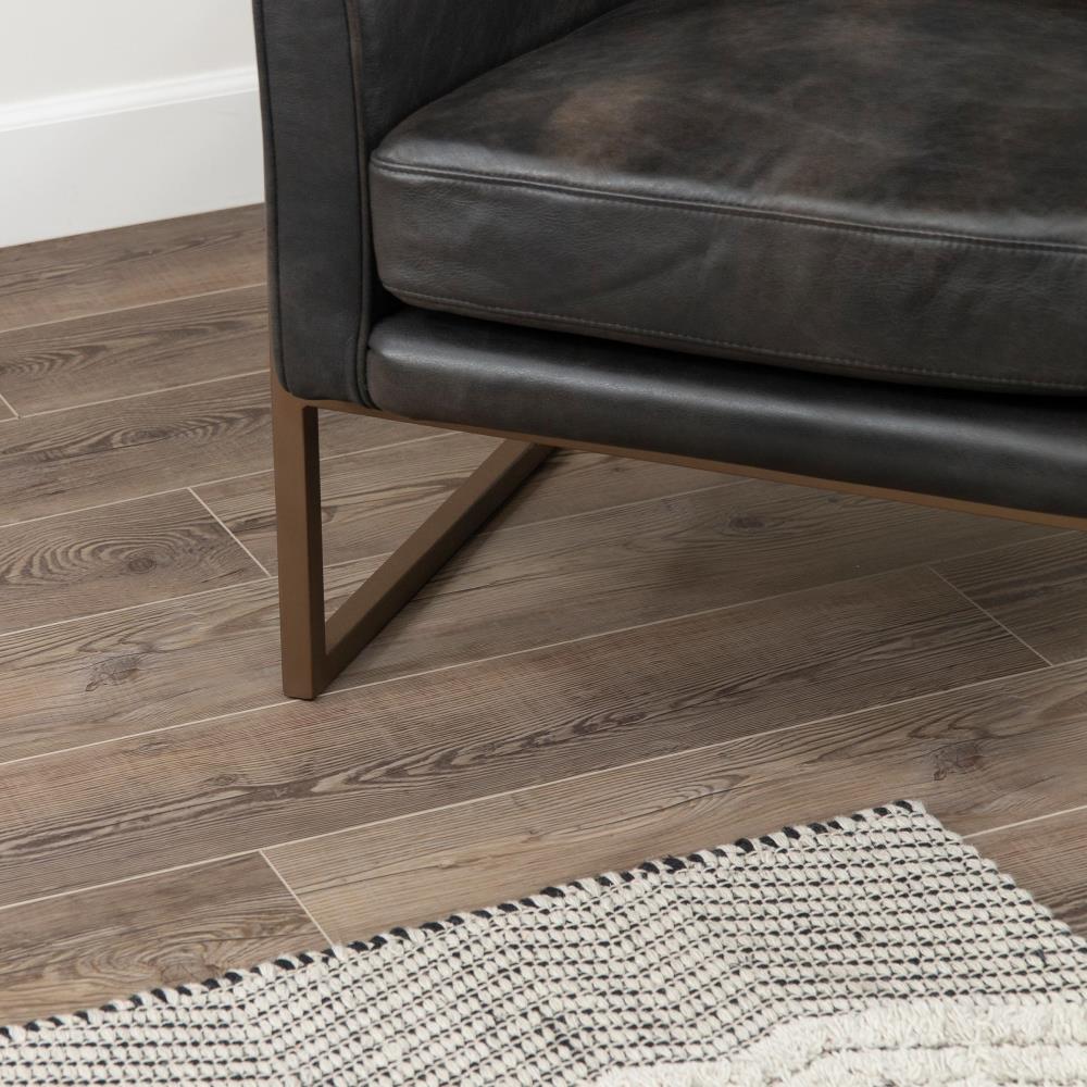 CALI Vinyl Pro with Mute Step Long Shore Pine 7-in Wide x 6-1/2-mm Thick Waterproof Interlocking Luxury Vinyl Plank Flooring (24.03-sq ft)
