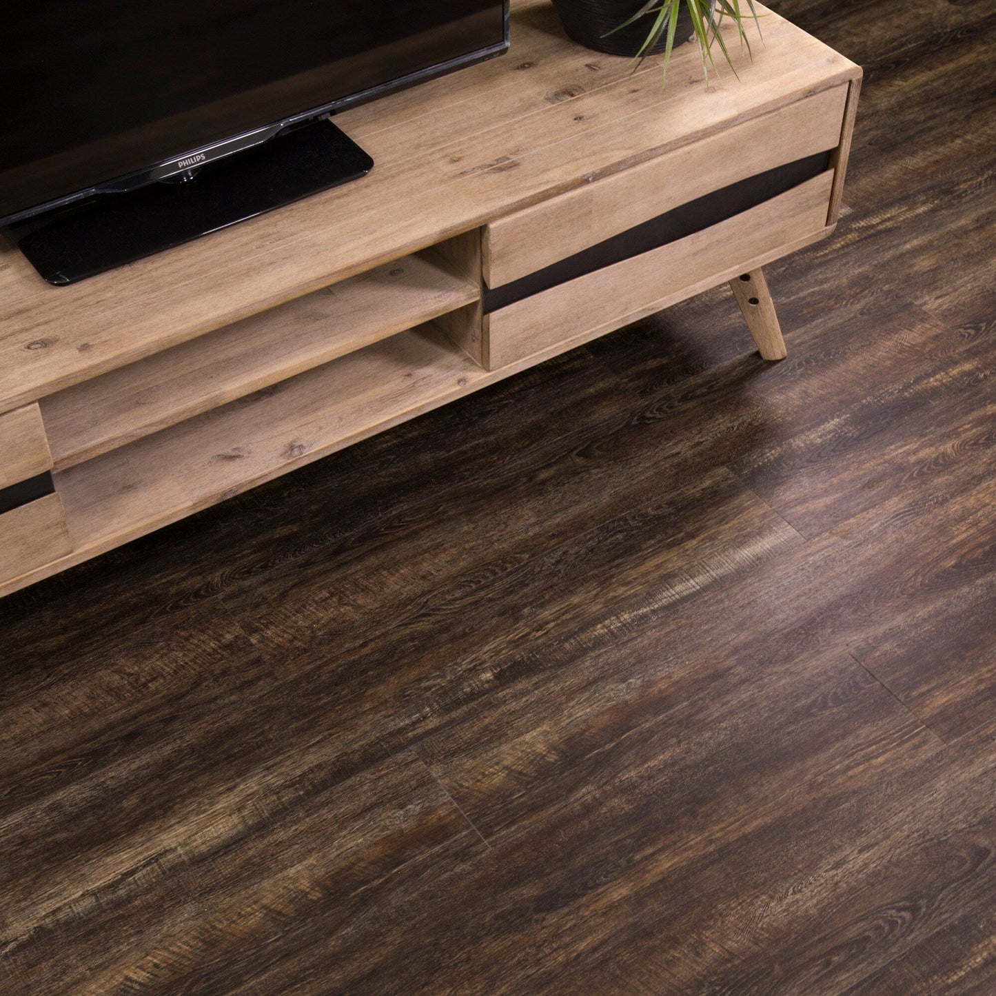 CALI Vinyl Pro Classic Shadowed Oak 7-in W x 48-in L x 5.5-mm Waterproof Interlocking Luxury Vinyl Plank Flooring (23.77-sq ft/carton)