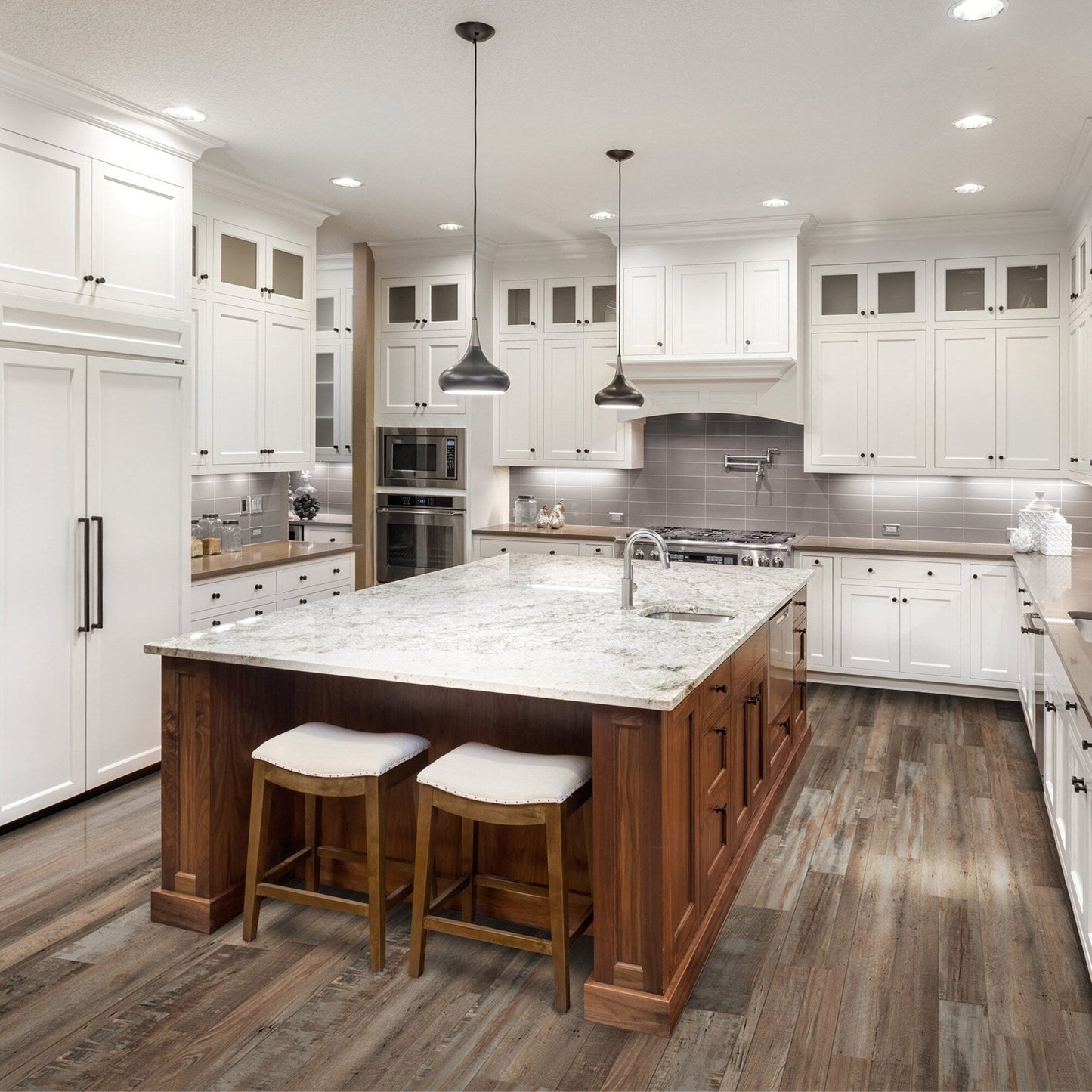 CALI Vinyl Pro Classic Redefined Pine 7-in W x 48-in L x 5.5-mm Waterproof Interlocking Luxury Vinyl Plank Flooring (23.77-sq ft/carton)