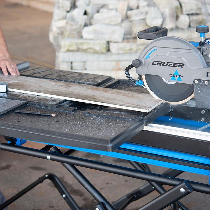 Delta Cruzer 15 Amp 10 Inch Wet Tile Saw
