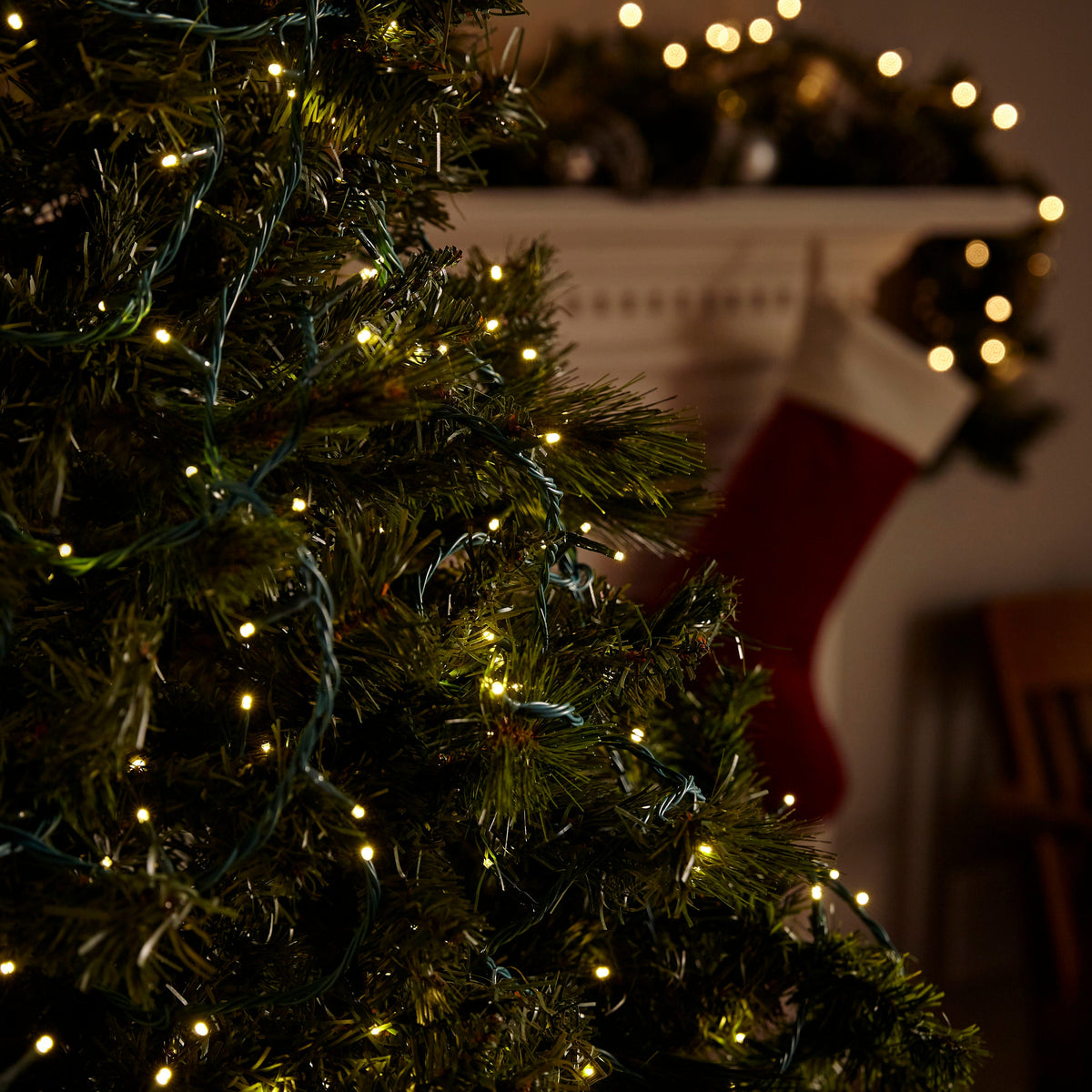 GE StayBright 250-Count 51.8-ft Warm White LED Plug-In Christmas String Lights