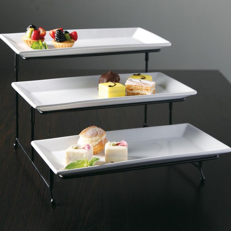 Gracious Dining 4-Piece White 3-Tier Fine Ceramic Cake Stand with Metal Rack