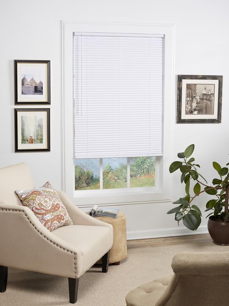 Project Source Room Darkening 1-in Slat Width 35-in x 64-in Cordless White Vinyl Mini Blinds