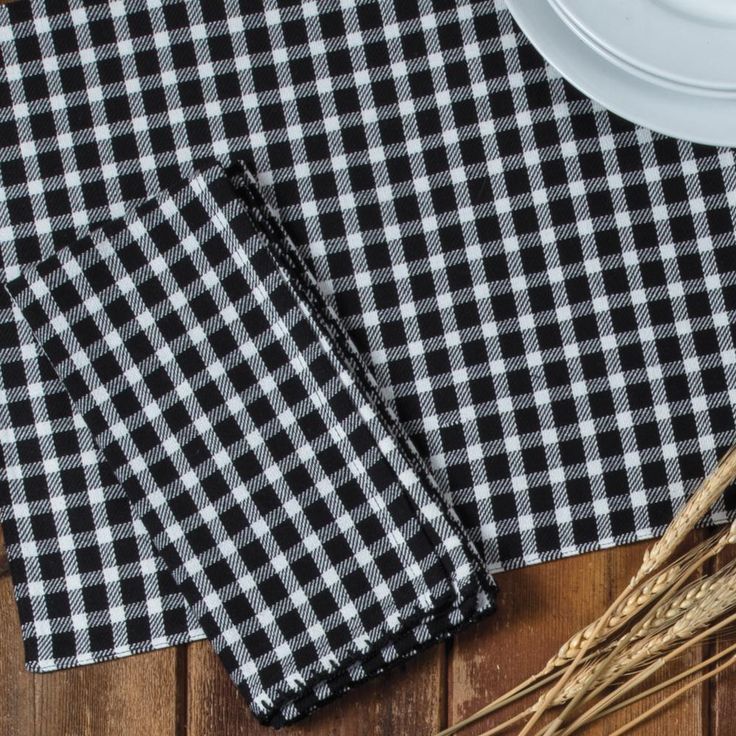 Farmhouse 20 in. x 20 in. Black and White Gingham Cotton Napkins (4-Pack)
