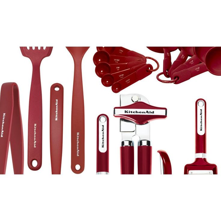 17-Piece Utensils Set in Red