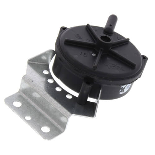 Goodman-Amana 20197308 pressure switch - detail view (Voltage: 120v; Product Type: Pressure Switch)