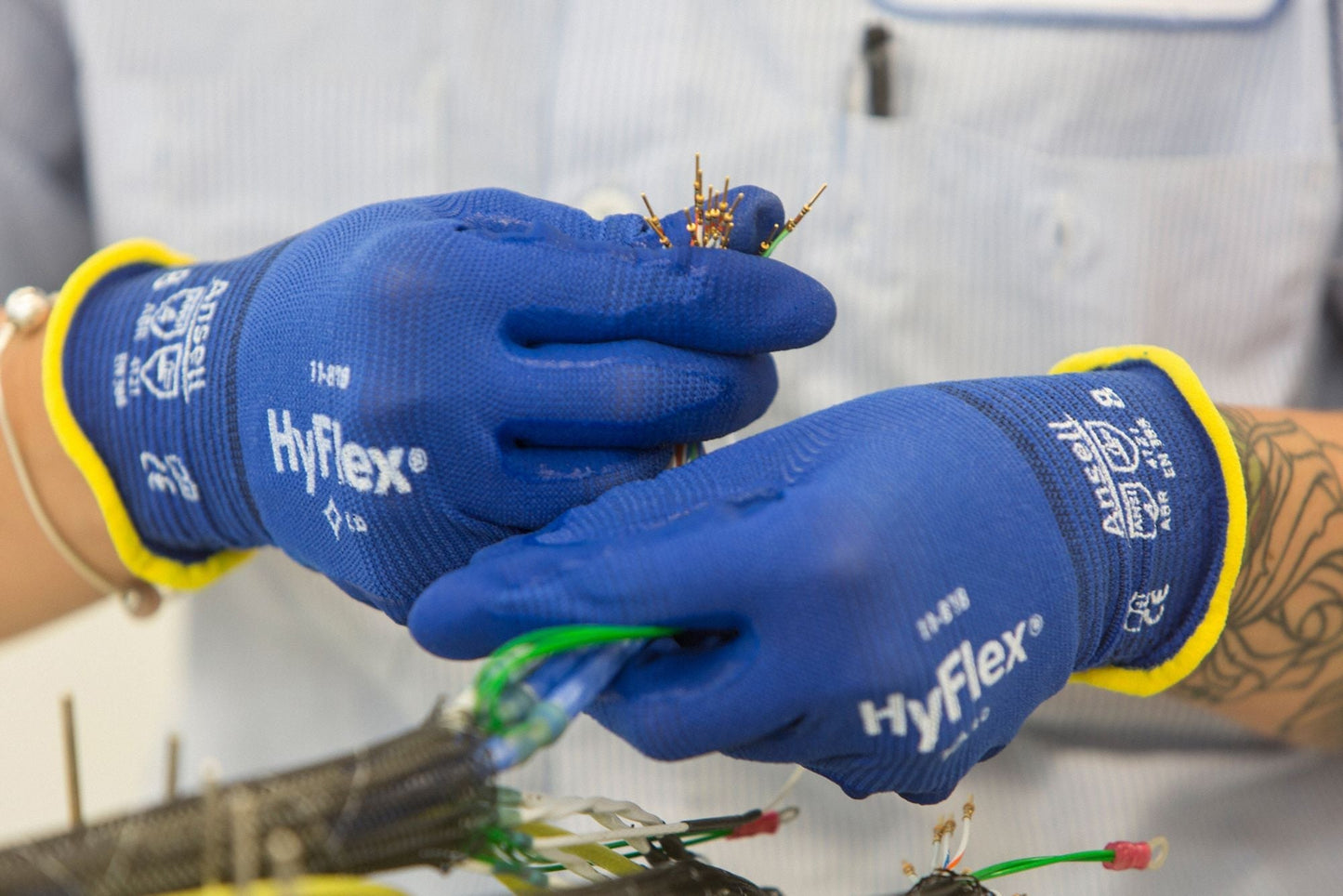 HYFLEX Foam Nitrile Coated Gloves, S, ANSI Level 4, Blue