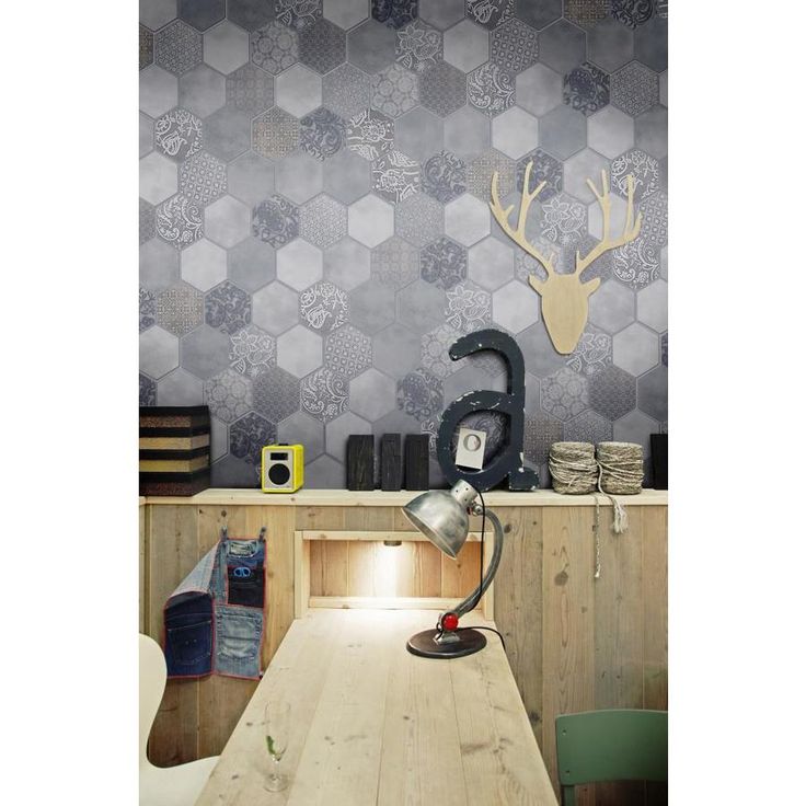 Emser VIRTUE 9-Pack White 18-in x 18-in Glazed Porcelain Patterned Floor and Wall Tile