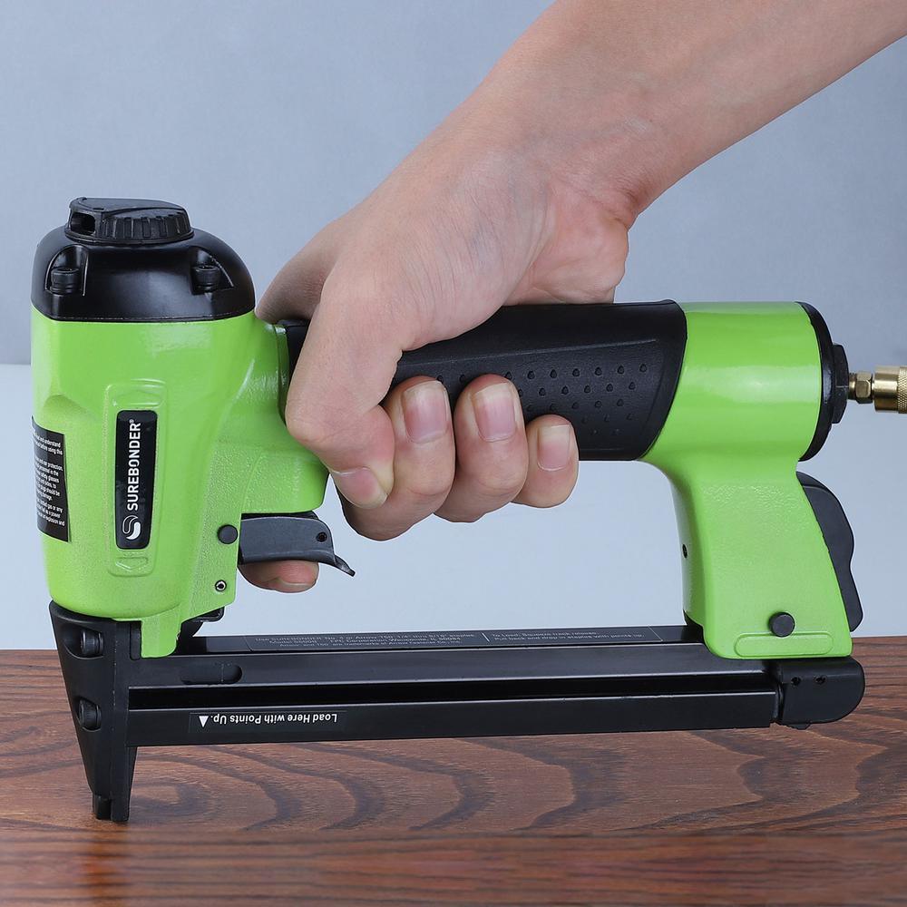 Pneumatic-7 Piece-Heavy Duty Standard Staple Gun/Staple Kit-1/4 in.,5/16 in.,3/8 in.,1/2 in. and 9/16 in. Staples Incl. - Super Arbor