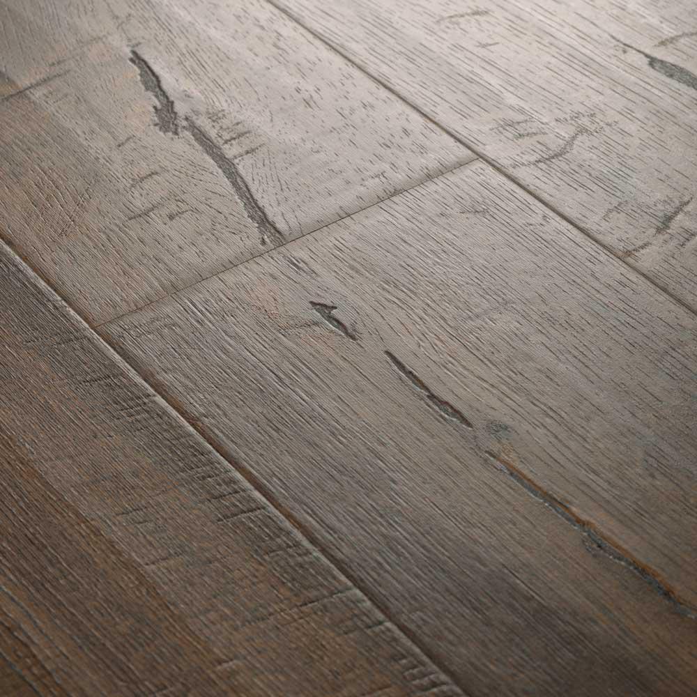 Pergo Outlast+ Waterproof Java Scraped Oak 10 mm T x 6.14 in. W x 47.24 in. L Laminate Flooring (451.36 sq. ft. / pallet)
