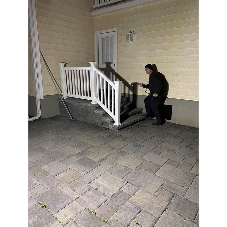 Nitelighter White Solar Powered Motion Activated Outdoor LED Area Spotlight with Daylight Sensor and 3 Adjustable Lamps