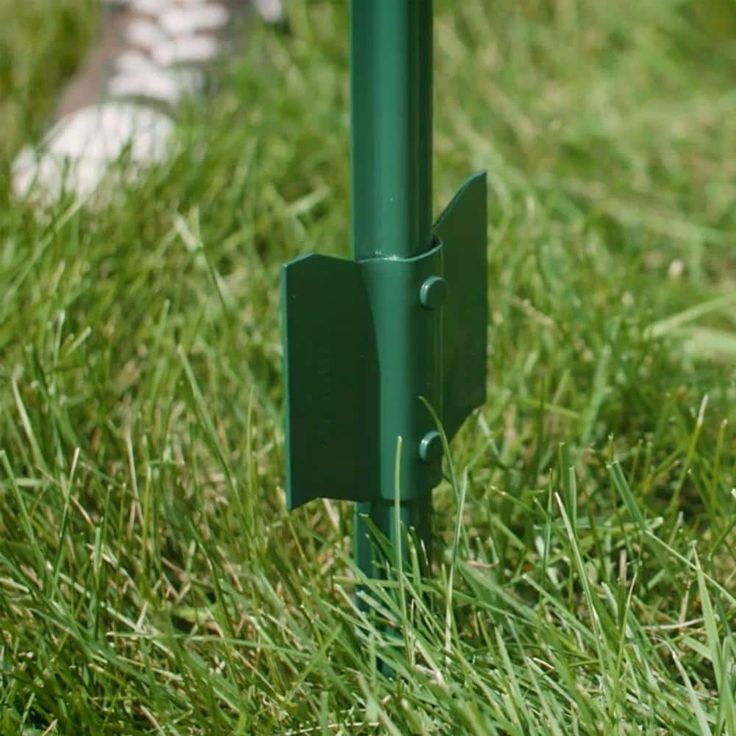 Everbilt 3 in. x 3 in. x 6 ft. Green Steel Fence Heavy Duty U-Post with Anchor Plate