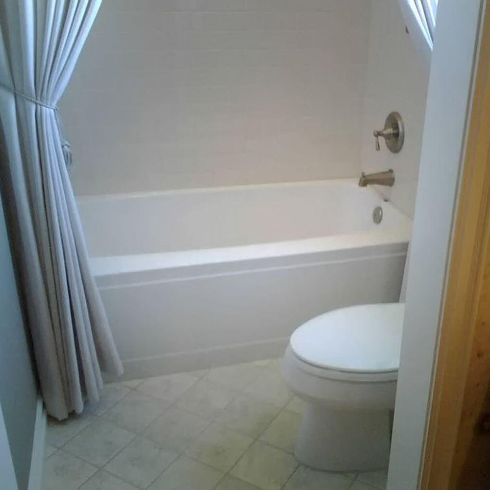Trenton 72 in. Right Drain Rectangular Alcove Bathtub in White - Super Arbor