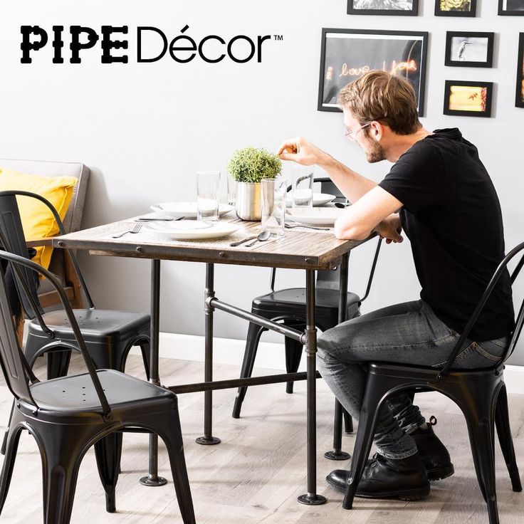 3/4 in. Black Pipe 29 in. L x 30 in. H Solitaire Design Kitchen Table Kit