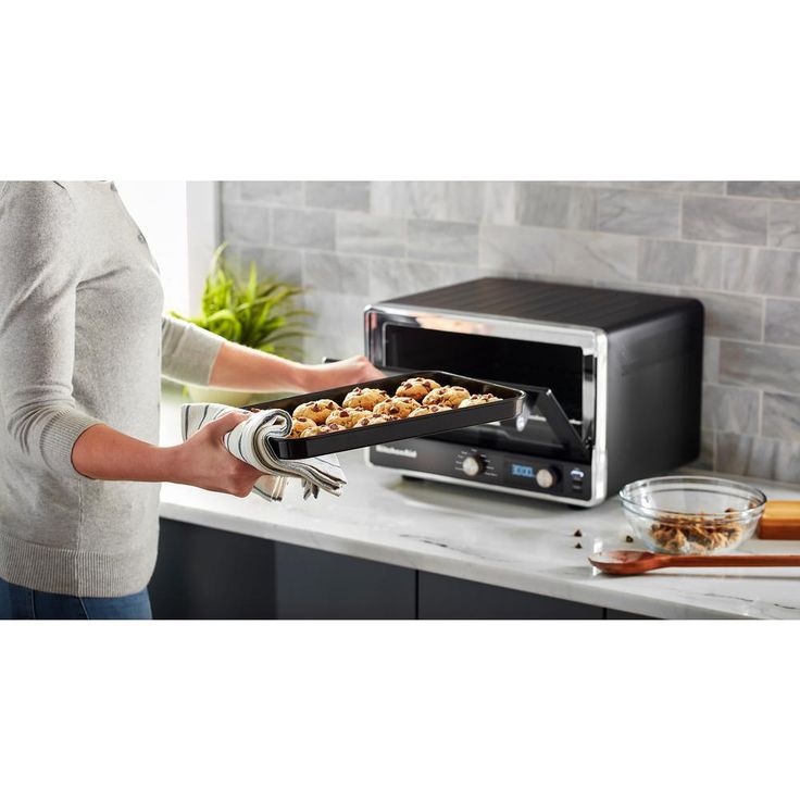 Matte Black Digital Countertop Oven