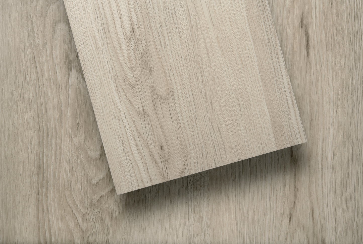 Lucida USA Gluecore Cashmere 7-3/32-in W x 3-mm T Waterproof Luxury Vinyl Plank Flooring, 39-sq ft