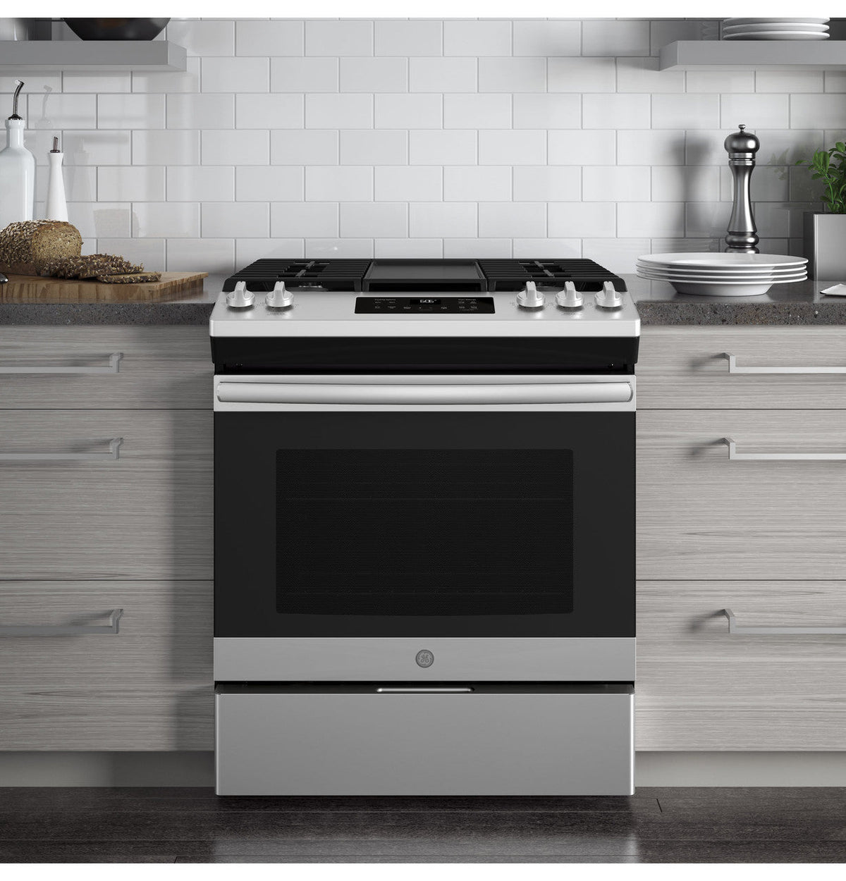 GE 5.3 cu. ft. Slide-In Gas Range with Steam-Cleaning Oven in Stainless Steel