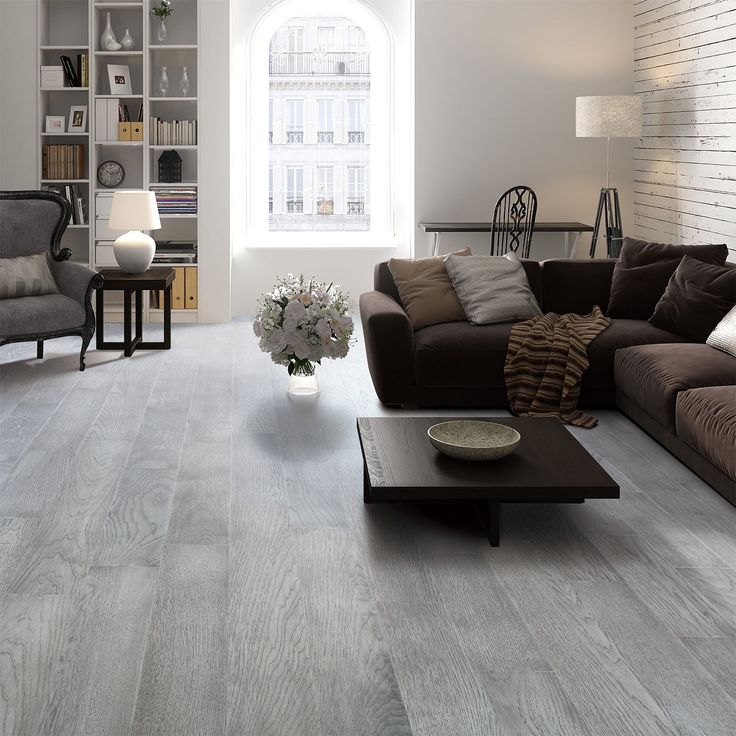 Style Selections 5-in Silverthorn Hickory Wirebrushed Engineered Hardwood Flooring (36.09-sq ft)