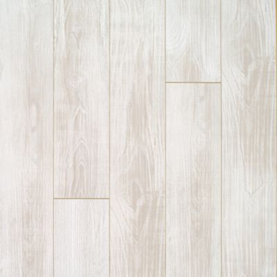 QuickStep Studio + Spill Repel Vailmont Chestnut 6.14-in W x 47.24-in L Embossed Wood Plank Laminate Flooring