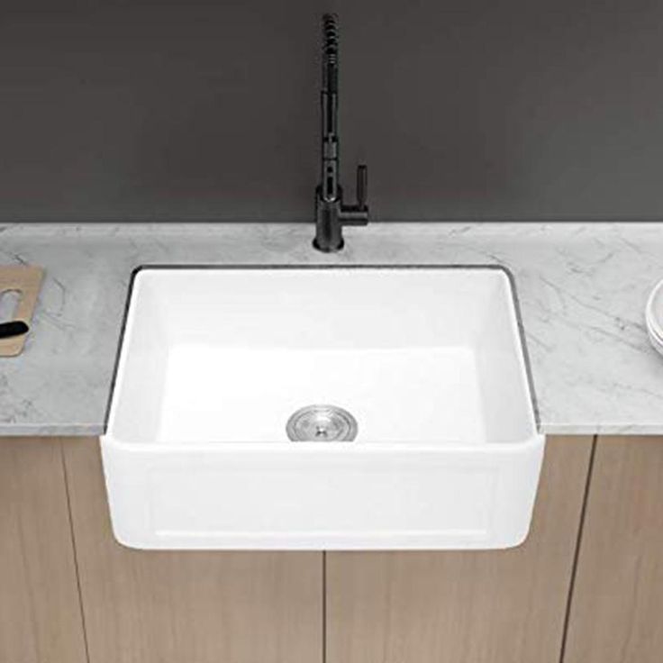 Fireclay 24 in. Single Bowl Farmhouse/ Apron-Front Porcelain Ceramic Kitchen Sink in White