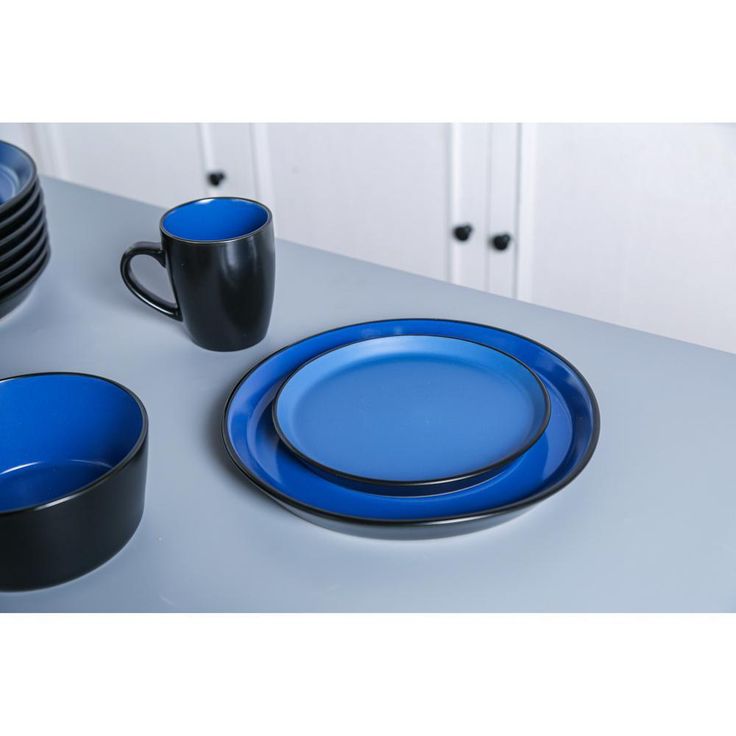 32-Piece Casual Blue and Black Stoneware Dinnerware Set (Set for 8)