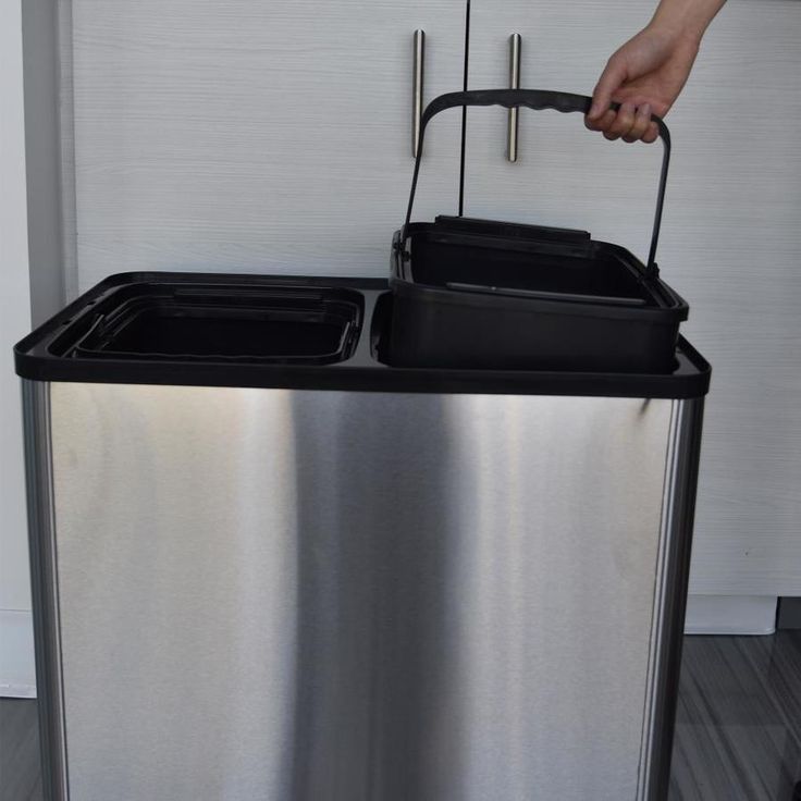 iTouchless 16-gallon Stainless Steel Recycling Bin