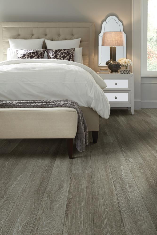 Shaw Westwork Glider 6-in Wide x 2-1/2-mm Thick Waterproof Luxury Vinyl Plank Flooring (41.72-sq ft)
