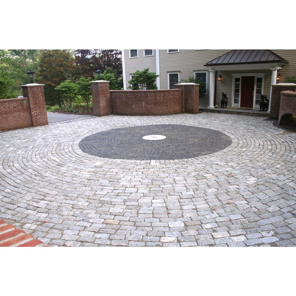 Cobblestone 9 in. x 5 in. x 5 in. Gray Granite Edging (75-Pieces/56 Linear ft./Pallet) - Super Arbor
