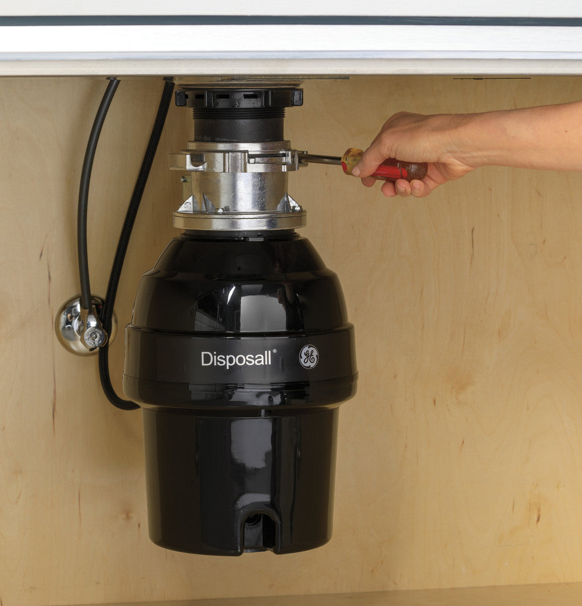GE 3/4 HP Batch Feed Garbage Disposal, Noise Insulation, Non-Corded (GFB760N)