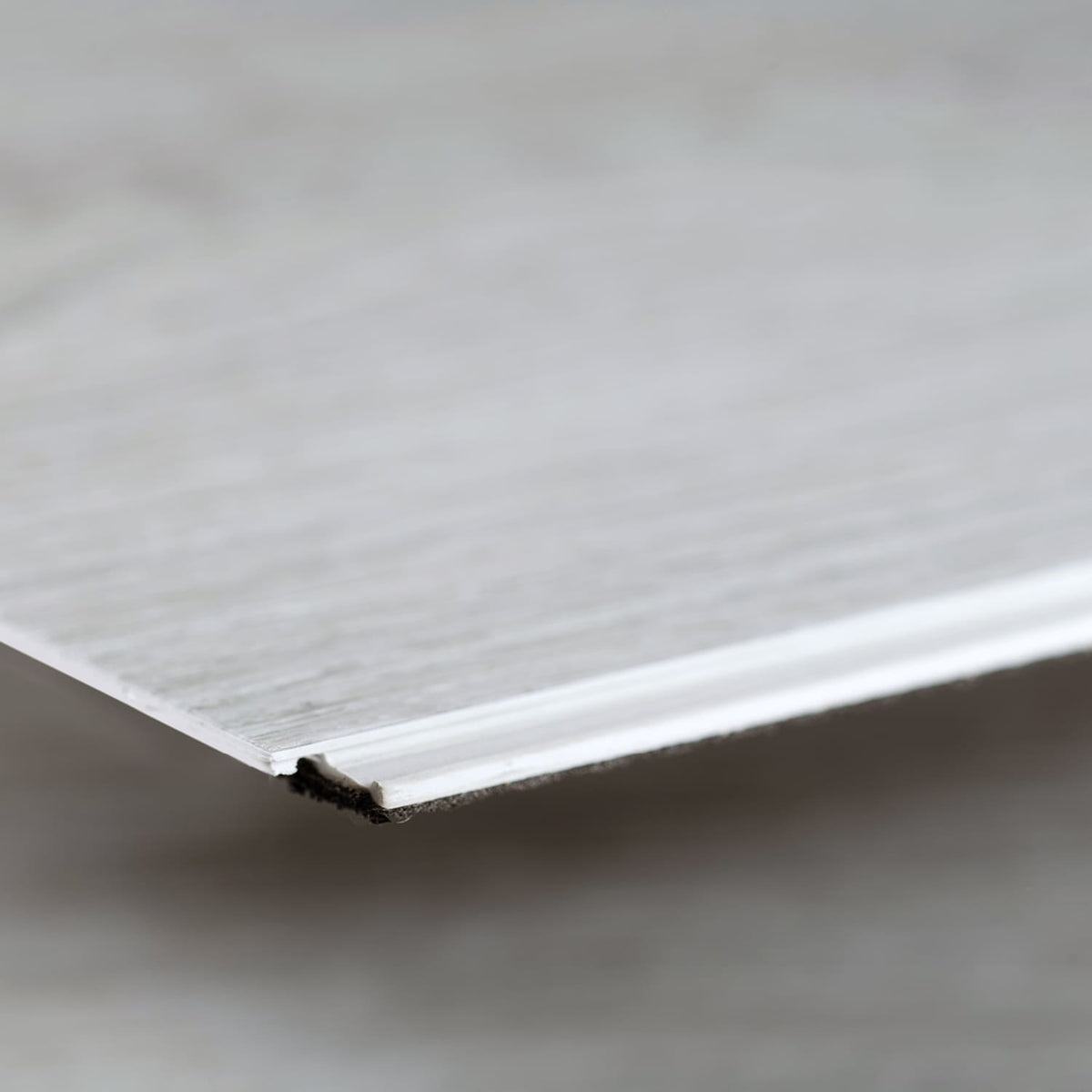 Lucida USA MaxCore Pro Greywolf Gray 20-mil x 7-3/32-in W x 48-in L Waterproof Interlocking Luxury Vinyl Plank Flooring (24.5-sq ft/ Carton)