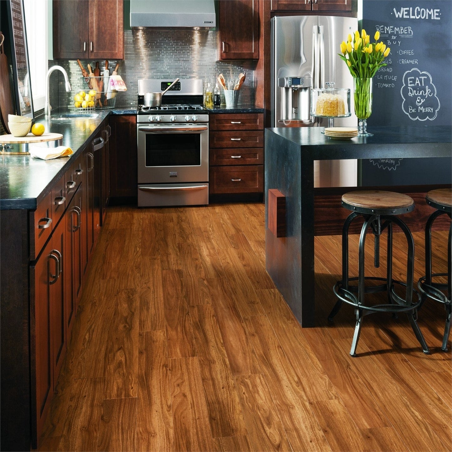 Armstrong Flooring Luxe w/Rigid Core Natural 6-in W x 48-in L x 8-mm Waterproof Interlocking Luxury Vinyl Plank Flooring (27.39-sq ft/carton, 20-mil wear layer)