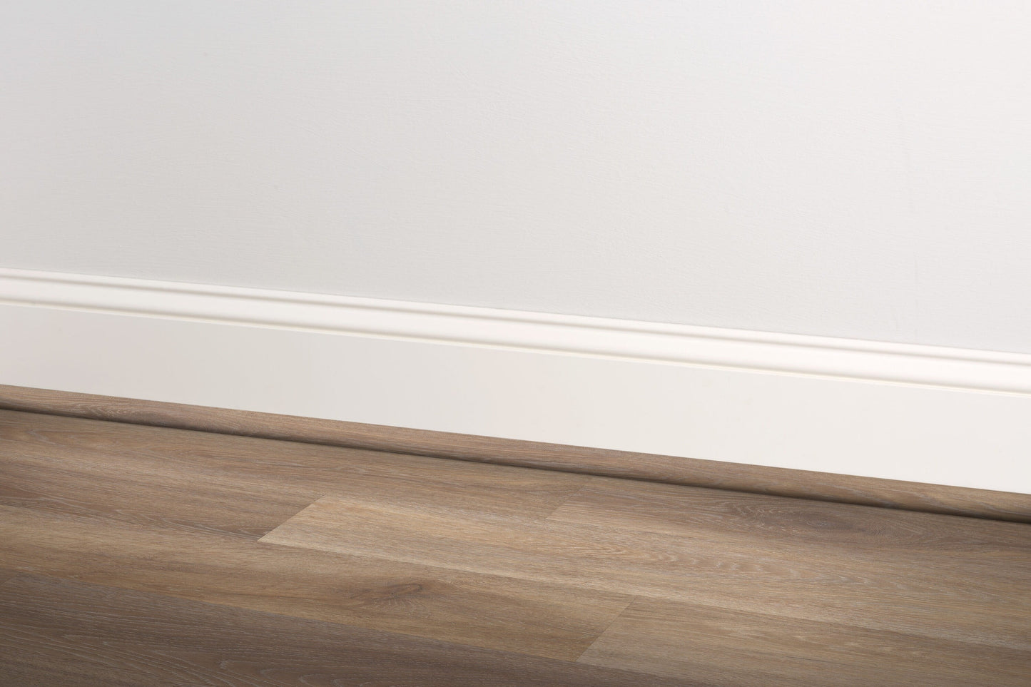 Shaw Copperfield Oak 0.70-in x 94.49-in Vinyl Floor Quarter Round