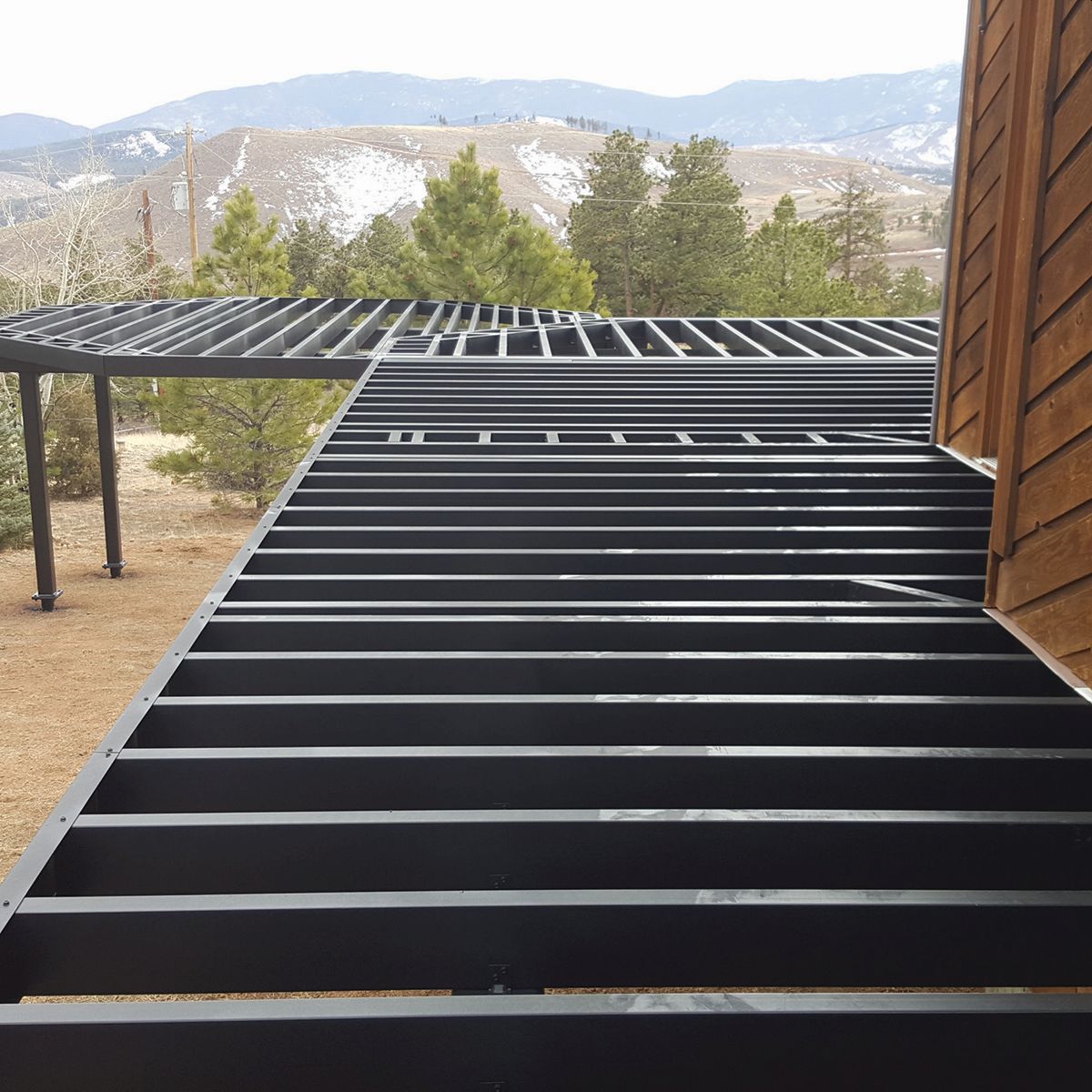 Fortress Building Products Black Steel Post/Pier Bracket