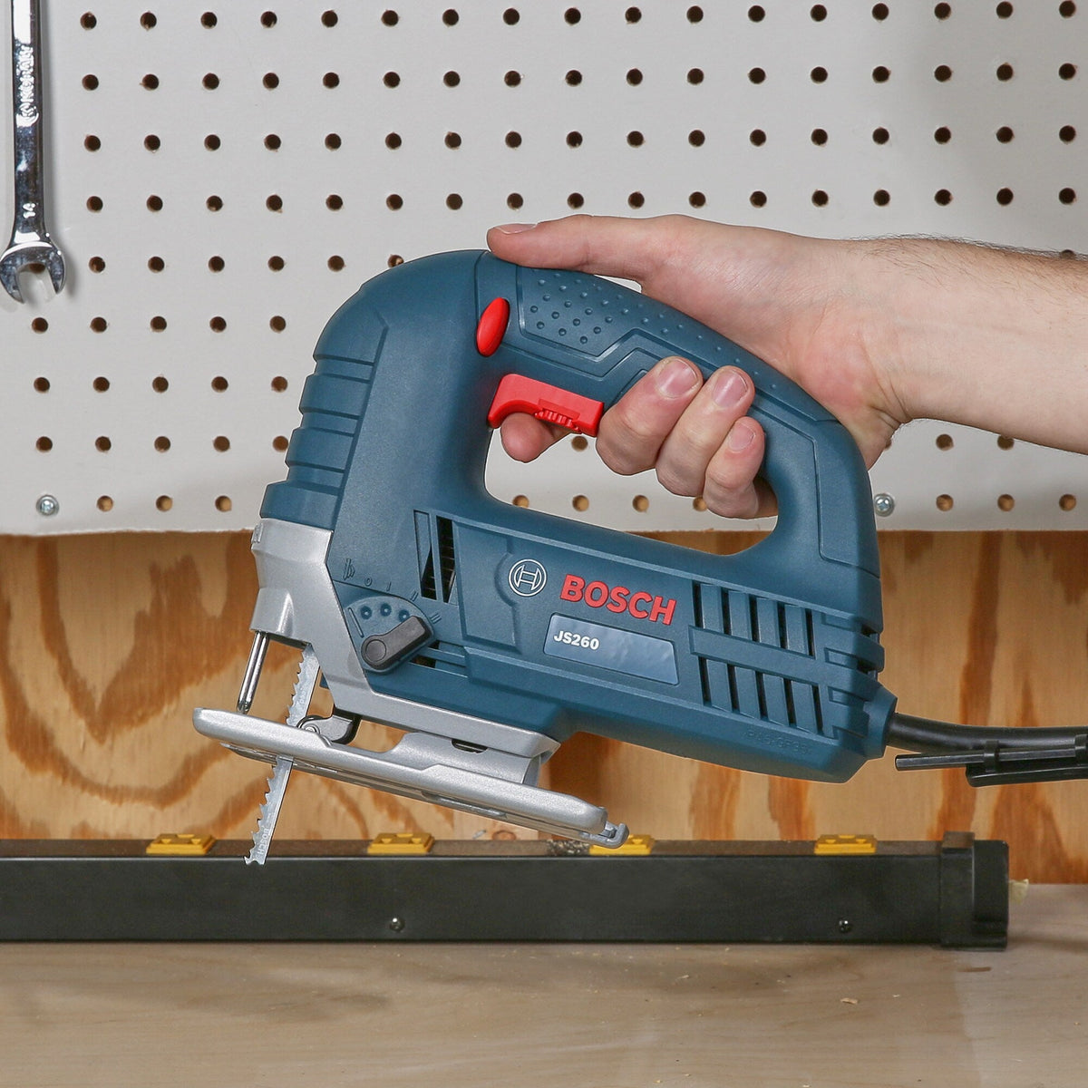 Bosch JS260 6-Amp Variable Speed Keyless Top-Handle Jigsaw with Case