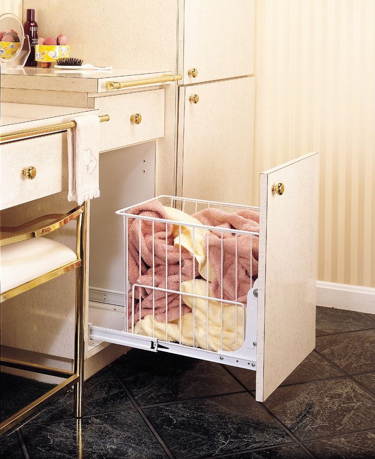 Rev-A-Shelf 8-Quart Plastic Pull Out Trash Can