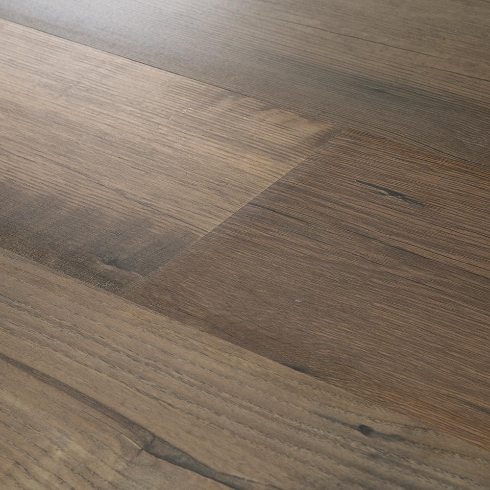 Pergo Outlast+ Waterproof Rutherford Autumn Oak 10 mm T x 7.48 in. W x 47.24 in. L Laminate Flooring (1079.65 sq. ft./pallet)