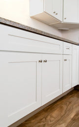 Design House Brookings 30-in W x 34.5-in H x 24-in D White Maple Base Fully Assembled Plywood Cabinet (Recessed Panel Shaker Door Style)