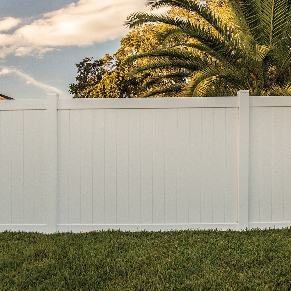 Freedom Hampton 5-ft H x 6-ft W White Privacy Vinyl Fence Panel (Unassembled)