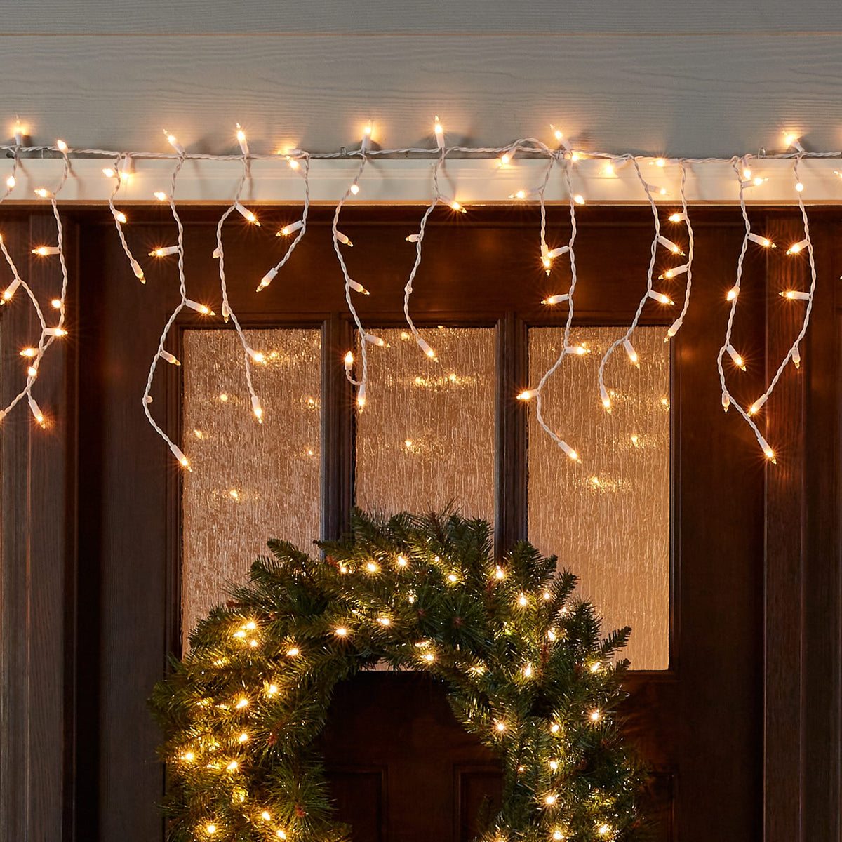 GE ConstantON 600-Count Clear Mini Incandescent Plug-In Christmas Icicle Lights, White Wire, 26.4-ft
