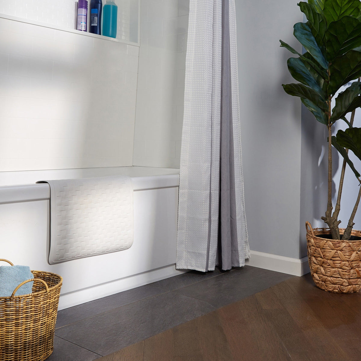 Project Source 28-in x 16-in White Rubber Bath Mat