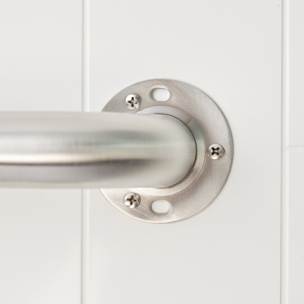 Project Source Exposed Screw 24-in Stainless Steel Wall Mount ADA-Compliant Grab Bar, 500-lb Capacity