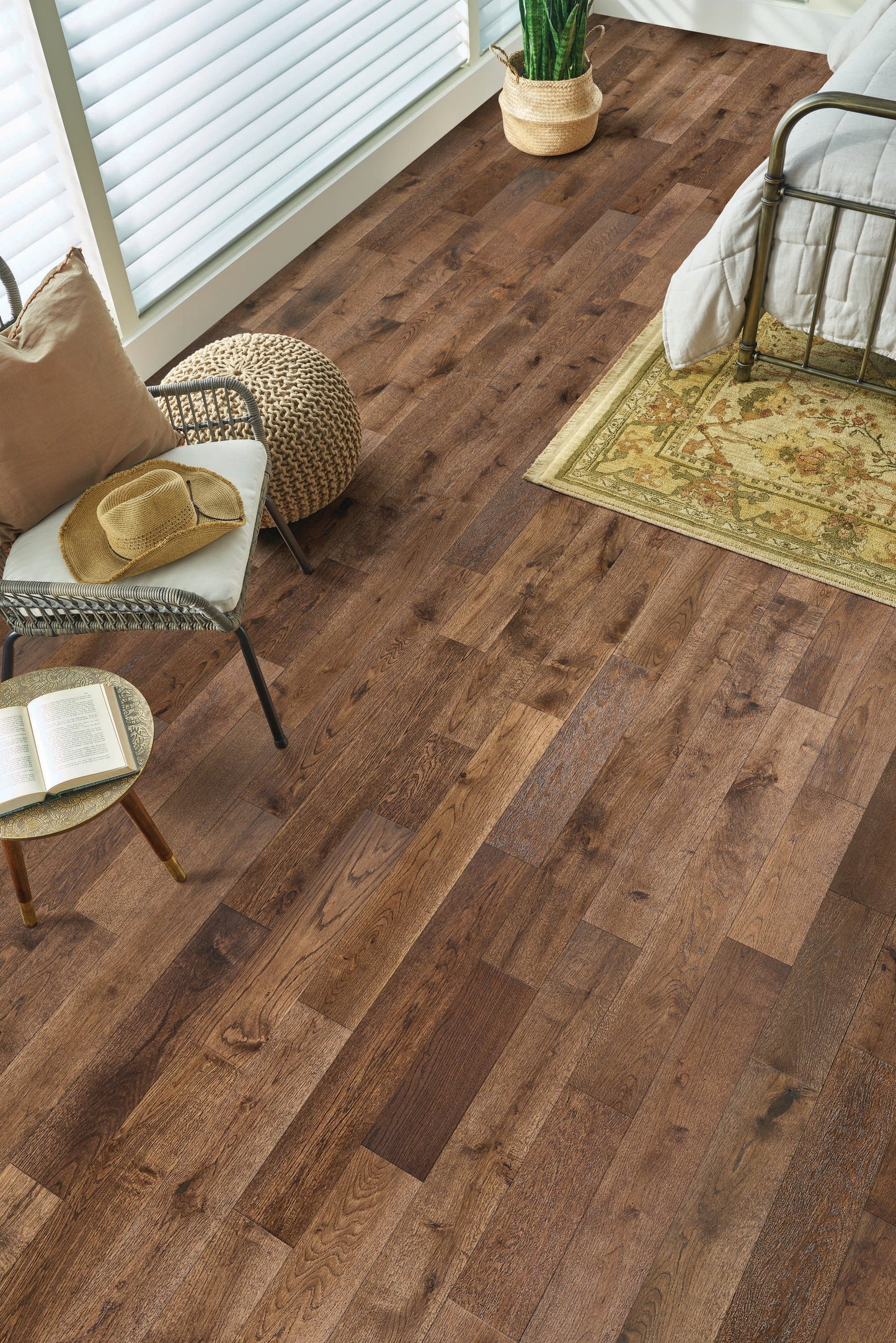 Bruce White oak Deer Valley hardwood flooring — surface grain detail