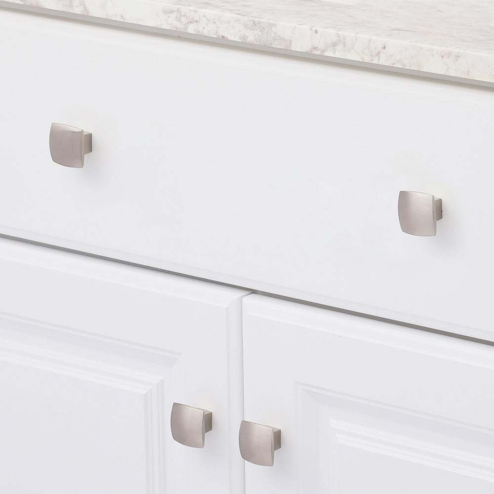 1-1/2 in. Satin Nickel Simple Soft Square Knob - Super Arbor
