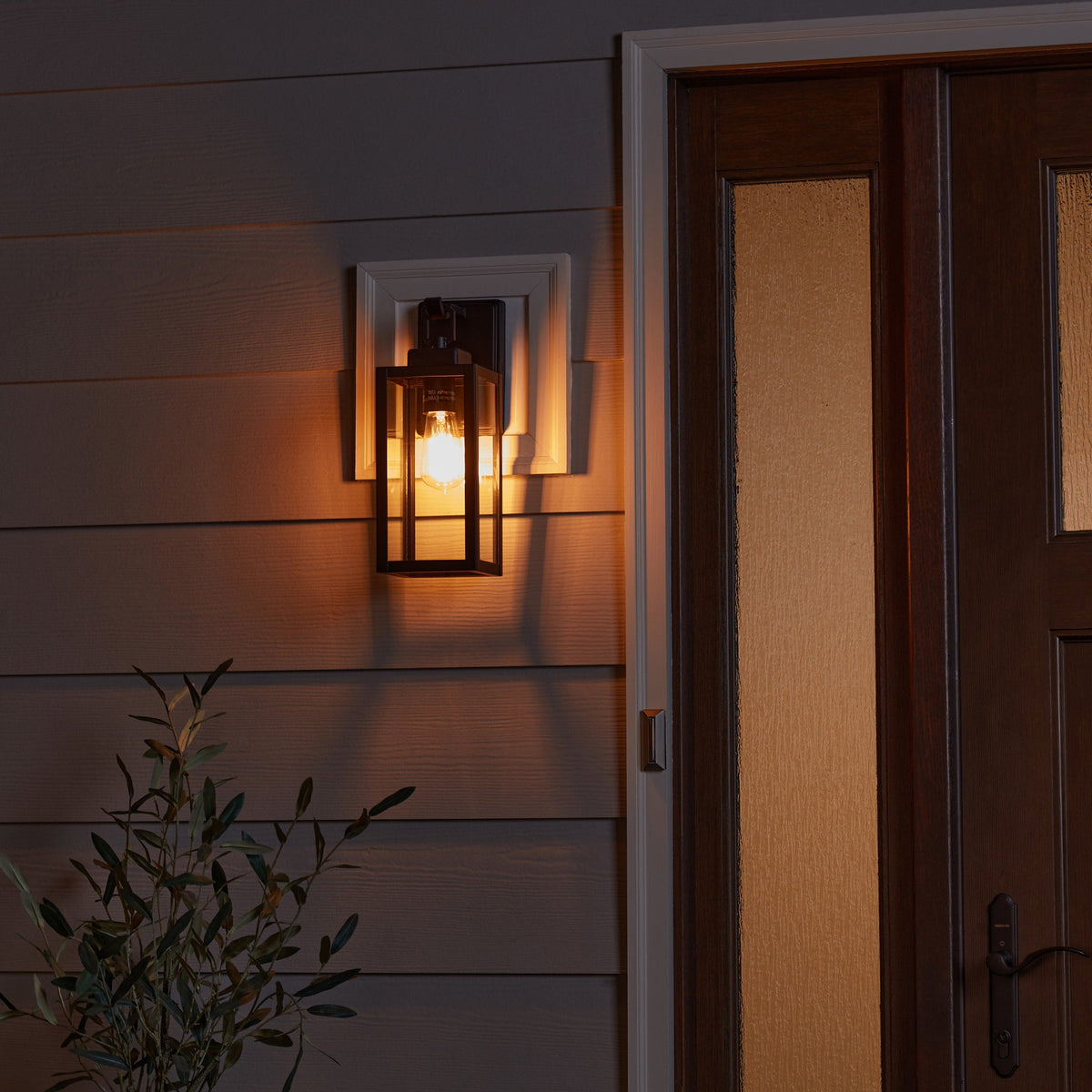 Quoizel Breitling 13.5-in H Matte Black Medium Base (E-26) Outdoor Wall Light