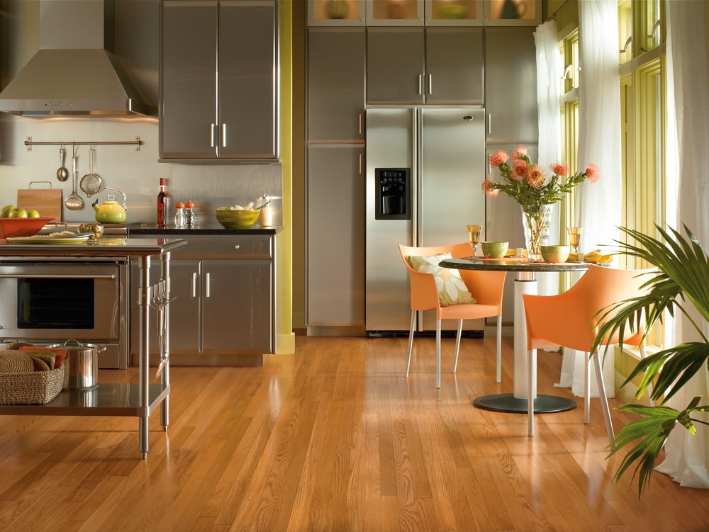 Bruce America's Best Choice Butterscotch Oak 3-1/4-in W x 3/4-in T x Smooth/Traditional Solid Hardwood Flooring (22-sq ft / Carton)