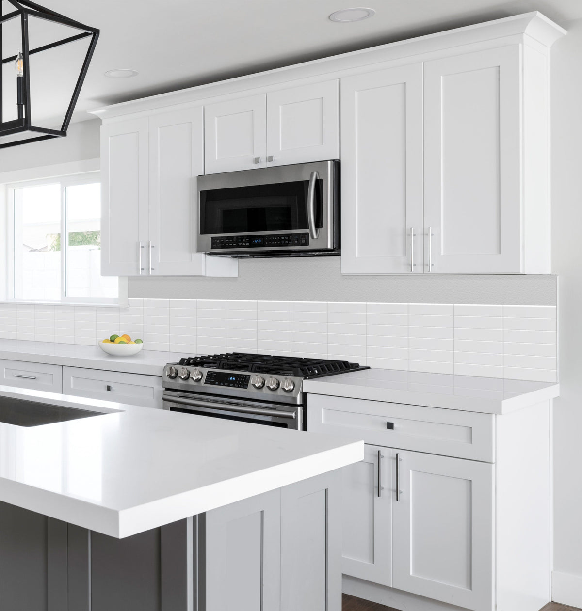 Satori Hudson Brilliant White Glossy Bullnose 2-in x 8-in Glossy Ceramic Wall Tile (0.1-sq ft per piece)