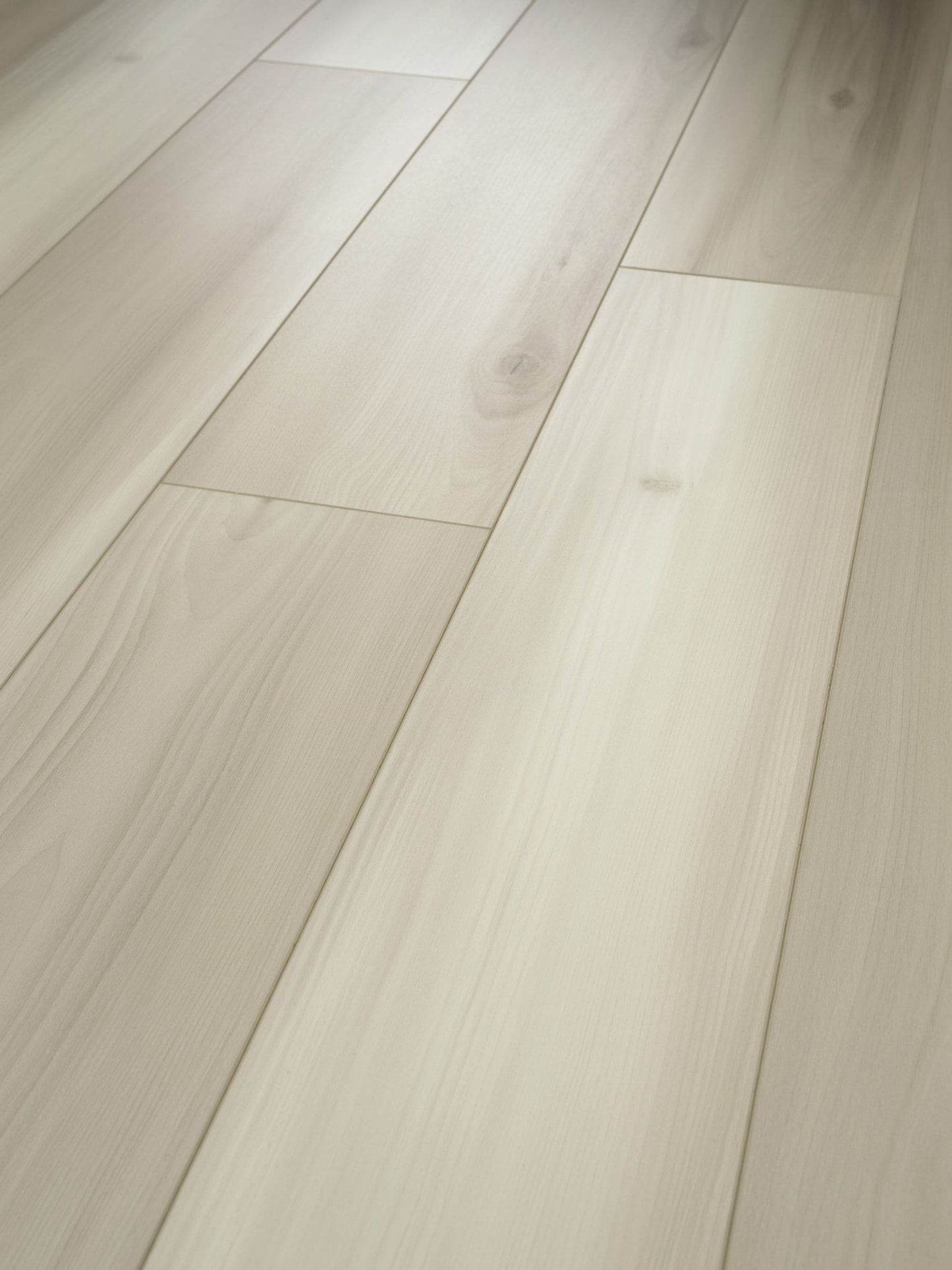 Shaw Brillance Plus North Oak White 12-mil x 7-in W x 48-in L Waterproof Interlocking Luxury Vinyl Plank Flooring (23.64-sq ft/ Carton)