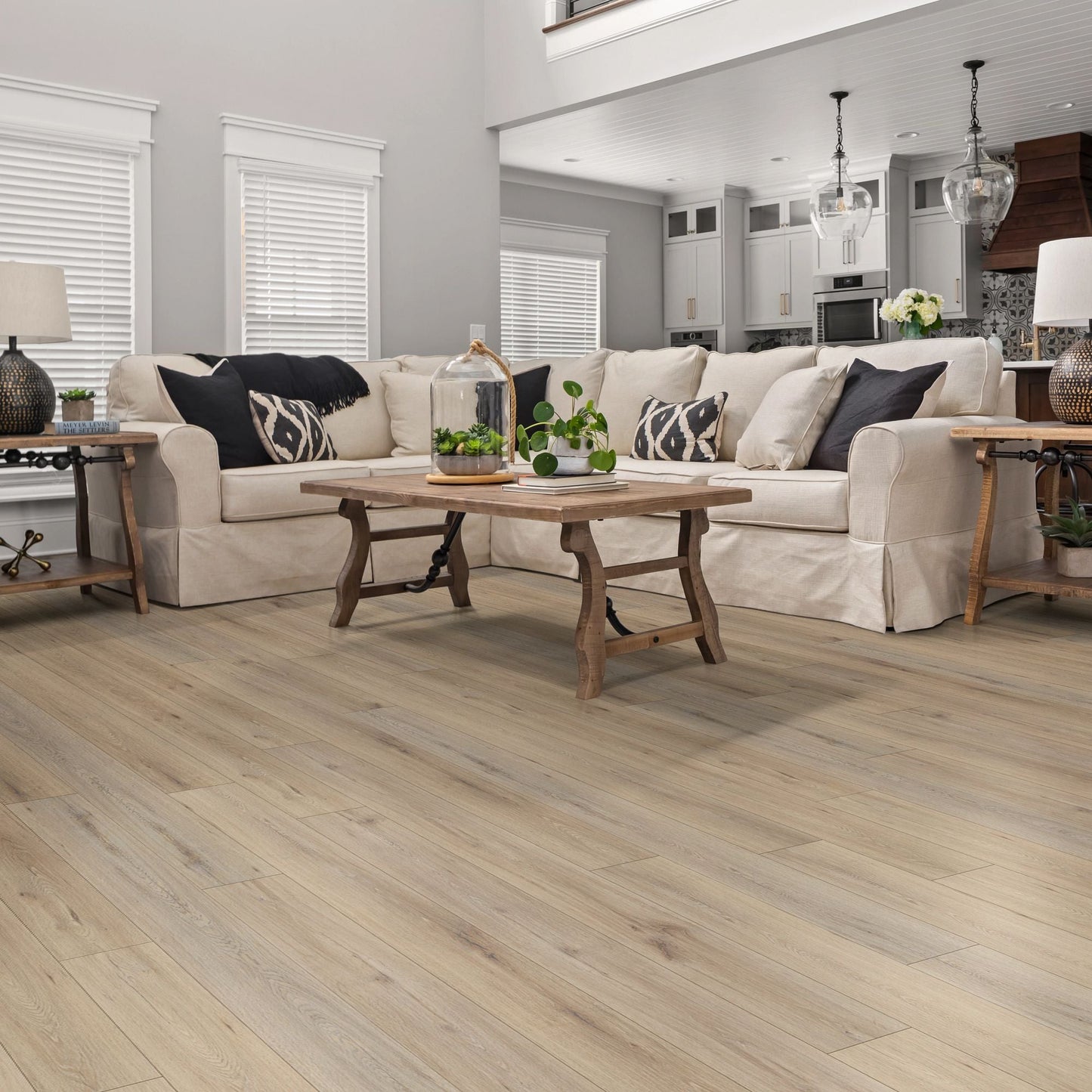 Shaw Tundra Plus Wild Sands 7-in Wide x 5-mm Thick Waterproof Luxury Vinyl Plank Flooring (18.91-sq ft)