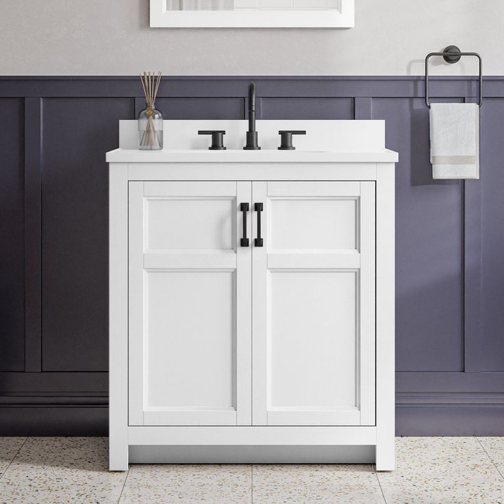 Style Selections Lowry 31-in White Single Sink Bathroom Vanity with White Acrylic Top
